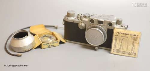 A Leica IIIc camera, serial no.407190