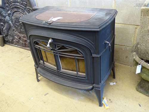 A Defiant Encore cast iron woodburning stove, width 68cm, de...