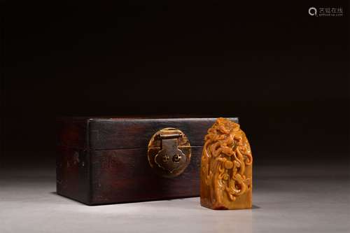 A Carved Dragon Shoushan Tianhuang Stone Seal