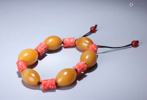 A Praying Tianhuang Stone Beads Bracelet