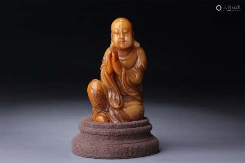 A Sitting Lohan Shoushan Tianhuang Stone Figure Ornemant