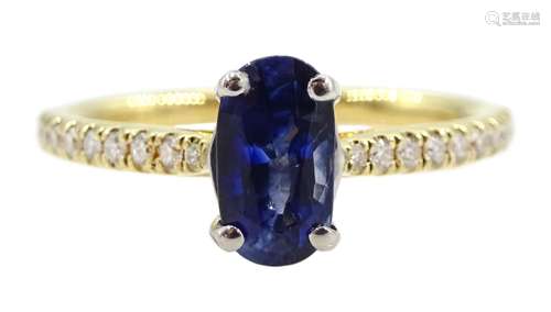 18ct gold oval sapphire ring