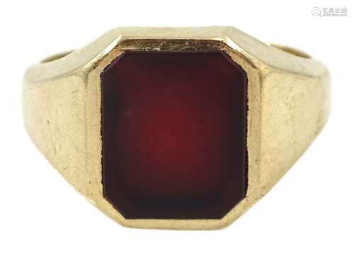 9ct gold carnelian signet ring