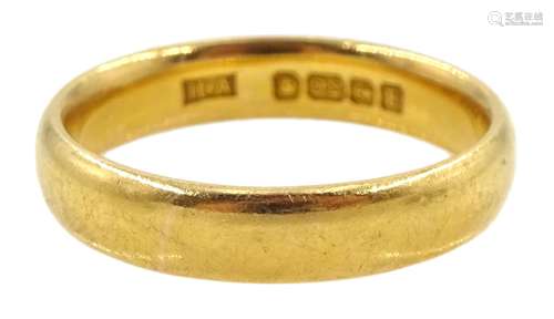 22ct gold wedding band