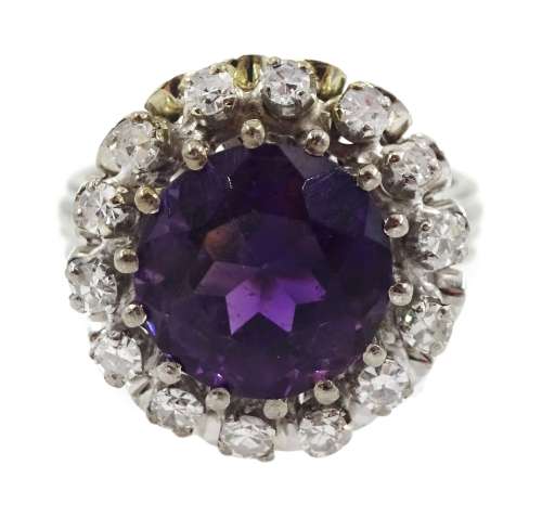 18ct white gold round amethyst and diamond cluster ring