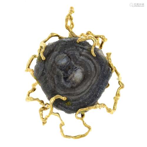 A geode brooch.May be worn as a pendant.Stamped 14K 585.Leng...