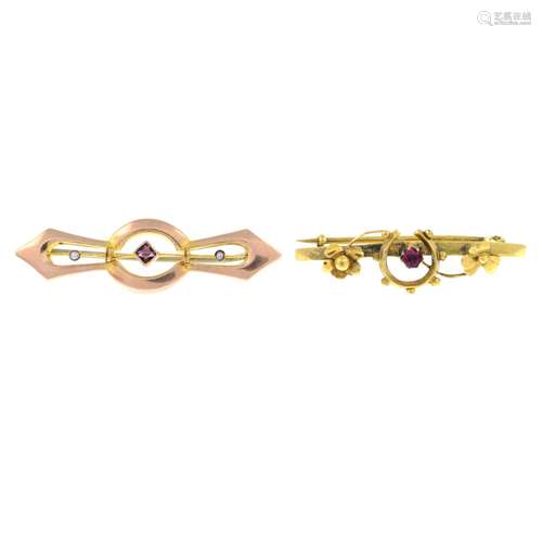 Early 20th century 9ct gold amethyst and split pearl bar bro...