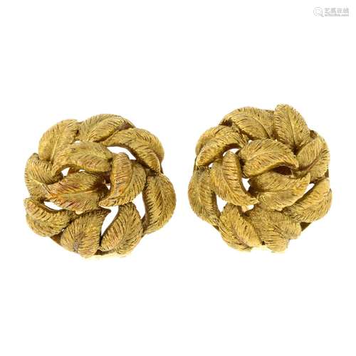 A pair of foliate earrings.Diameter 1.7cms.