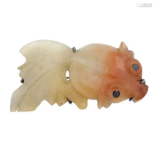 A carved jade goldfish brooch.Length 3.8cms.