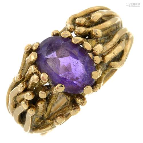 A 1970s 9ct gold amethyst dress ring.Hallmarks for London, 1...