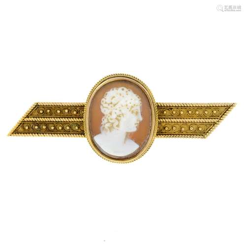 An early 20th century gold shell cameo brooch.Length 5.7cms.