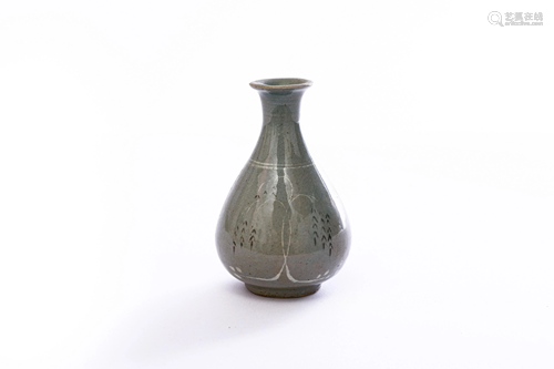 Celadon Glazed Yuhuchun Vase