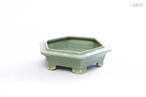 Green Glazed Basin