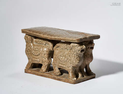 YAOZHOU WARE ANIMAL PILLOW, SONG DYNASTY