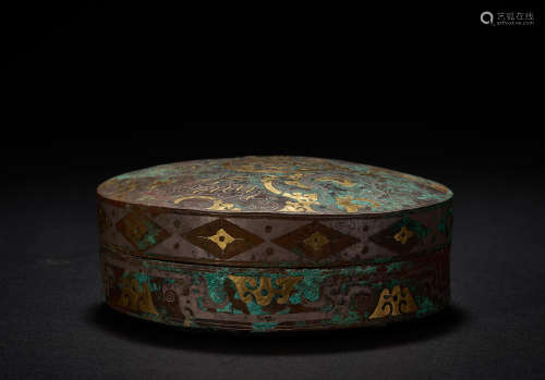 CHINESE BOX INLAID WITH GOLD AND SILVER, WAR HAN DYNASTY