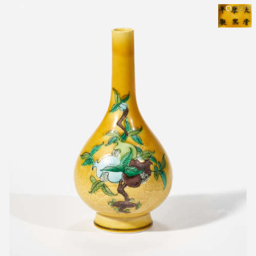 YELLOW AND GREEN GLAZED BOTTLE, QING DYNASTY