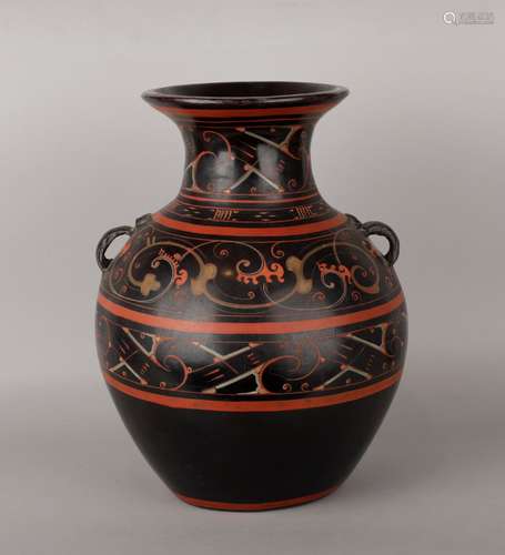 Han Dynasty lacquer pot with pottery shell