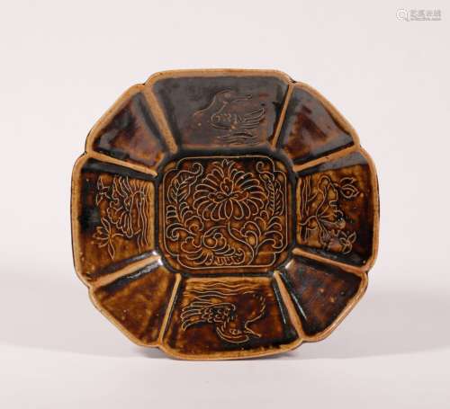 Square plate of Cizhou kiln in Song Dynasty