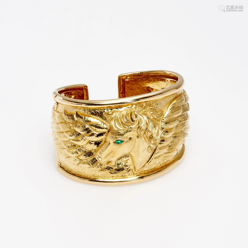 David Webb Kingdom Pegasus Cuff, 18k