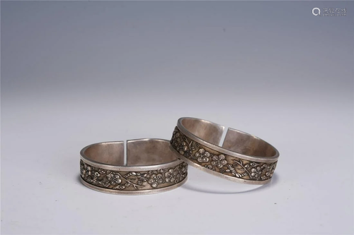 A Pair Of Chinese Silver Bracelets,Qing Dynasty