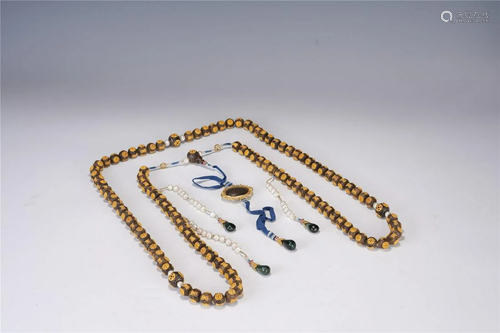 A Chinese Agalloch Beads Of String , Qing Dynasty