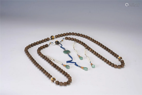 A Chinese Agalloch Beads Of String , Qing Dynasty