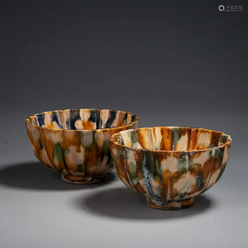 A Pair Of Chinese Tang Tri-Colored Pottery