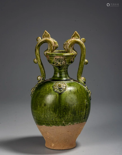 A Chinese Double Dragon Shape Pot , Tang Dynasty