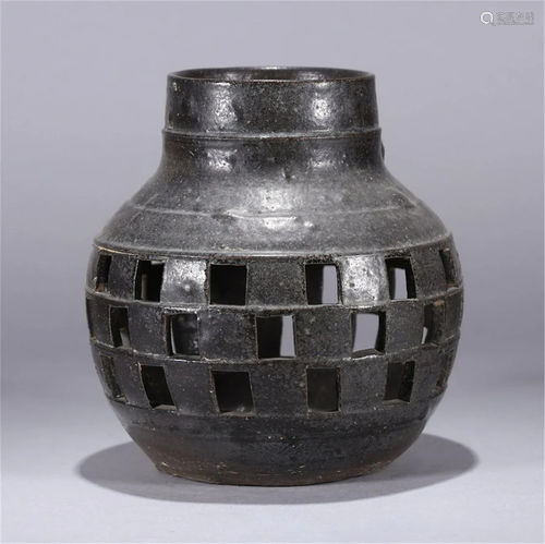 A Chinese Black Texture Jar