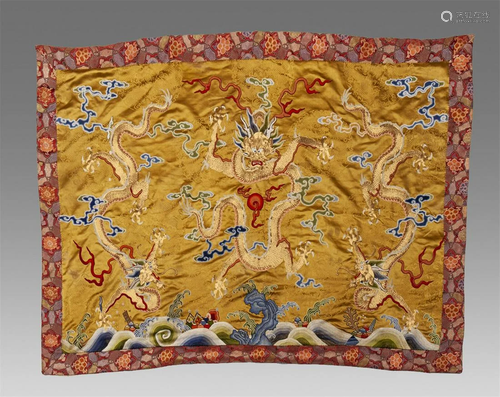 A Chinese Embroidery Tapestry Hanging