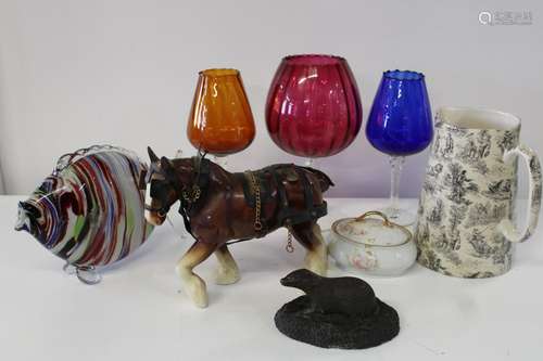 A job lot of assorted vintage ceramics & glass ware