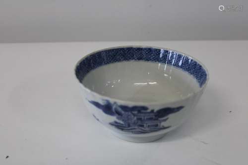 An antique Chinese rice bowl. Sold as seen d14cm