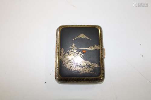 A Japanese vintage cigarette case 9x7cm