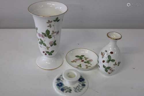 Four pieces of collectable Wedgewood pottery