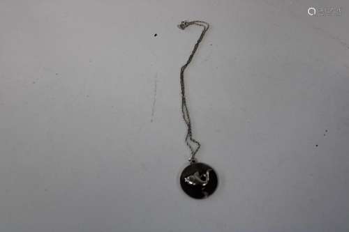 A 925 silver fish pendant & chain