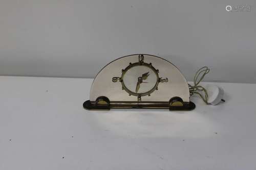 A vintage Art Deco period electric mantle clock