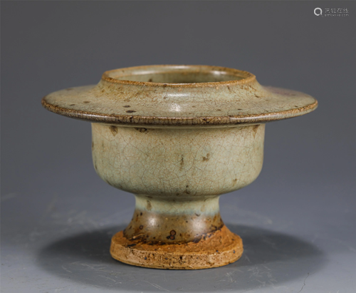 A CHINESE JUN TYPE GLAZE PORCELAIN STEM WATER POT