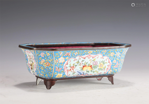 A CHINESE PAINTED ENAMEL NARCISSUS BOWL