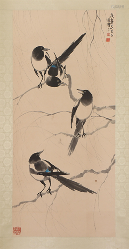 A CHINESE PAINTING OF BIRDS ON WILLOW TREE