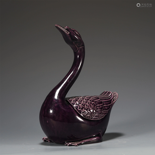 A CHINESE PURPLE GLAZED GOOSE SHAPE INCENSE BURNER