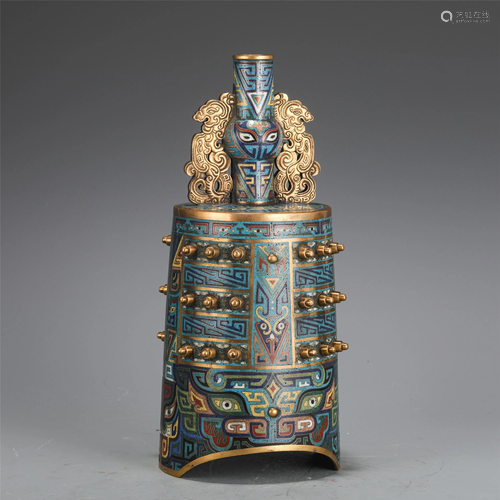 A CHINESE CLOISONNE. ENAMEL RITUAL BELL