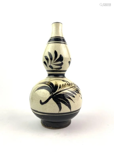 Chinese Cizhou Gourd Vase