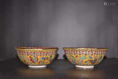 Pair of Chinese Famille Rose Porcelain Bowls,Mark