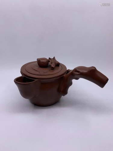 Chinese Zisha Teapot