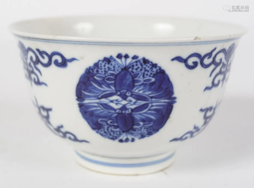 CHINESE MING BLUE AND WHITE BOWL