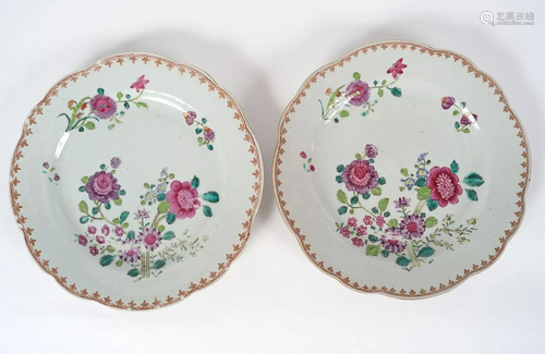 PAIR OF 18TH-CENTURY CHINESE FAMILLE ROSE PLATES