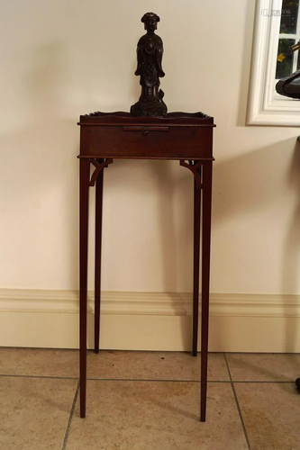 EDWARDIAN MAHOGANY URN STAND