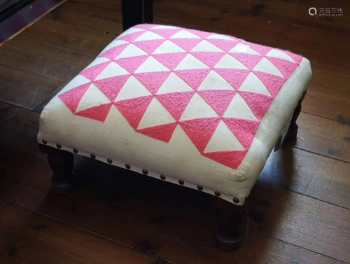 UPHOLSTERED FOOTSTOOL