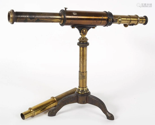 19TH-CENTURY BRASS TELESCOPE