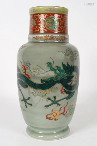 CHINESE QING POLYCHROME DRAGON VASE